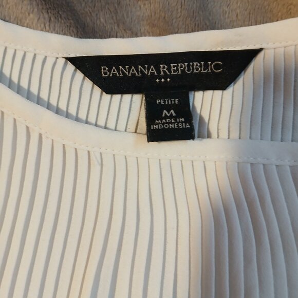Banana Republic Factory Women's Pleated Sleeveless Blouse Ivory SZ PM - Picture 5 of 8